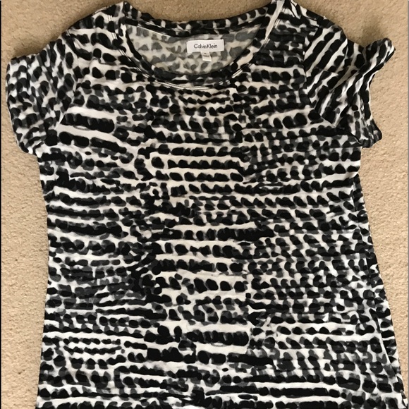 Designer Calvin Klein tunic /tee - Picture 2 of 5